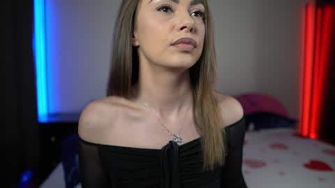 Snapshot of tiff001 chatting on January 2025 09:16:01 PM Tiffany online show from January 2025 09:16:01 PM