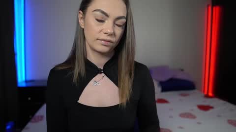 Snapshot of tiff001 chatting on February 2025 09:25:01 PM Tiffany online show from February 2025 09:25:01 PM