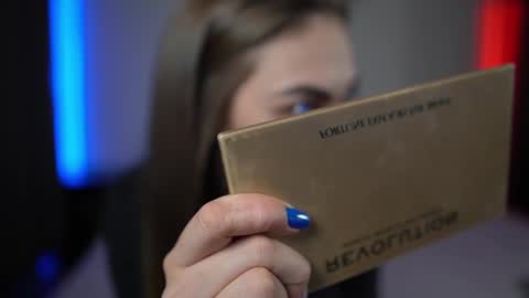 Snapshot of tiff001 chatting on February 2025 09:37:01 PM Tiffany online show from February 2025 09:37:01 PM