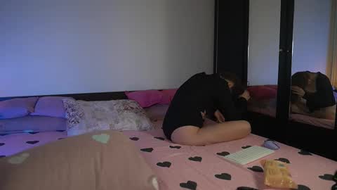 Snapshot of tiff001 chatting on October 2025 08:19:01 PM Tiffany online show from October 2025 08:19:01 PM