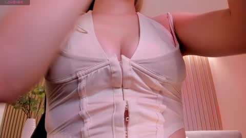 Tiffanny Sins online show from July 2026 05:12:01 AM