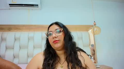 Tiffany and Stacy online show from February 2026 07:54:02 PM