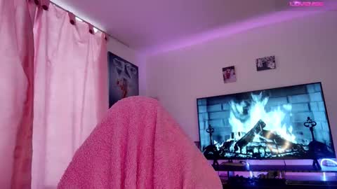 Tiffany Bela online show from March 2026 08:57:01 PM