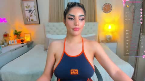 Snapshot of tiffany_cams chatting on March 2025 02:45:01 AM Tiffany online show from March 2025 02:45:01 AM