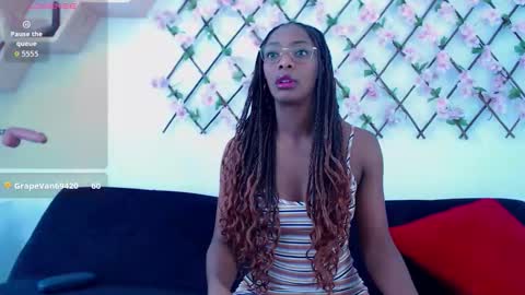 Tiffany online show from November 2025 03:08:02 PM