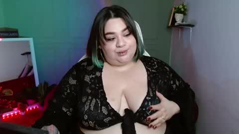 Snapshot of tiffany_laurens chatting on January 2025 06:34:01 AM dont forget ask for custom vids online show from January 2025 06:34:01 AM