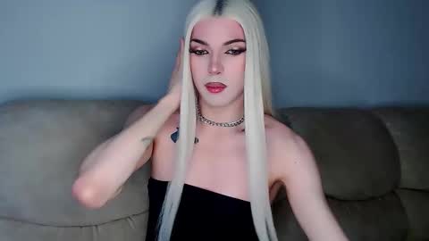 Snapshot of tiffany_smitch chatting on November 2025 07:05:02 AM Tif online show from November 2025 07:05:02 AM