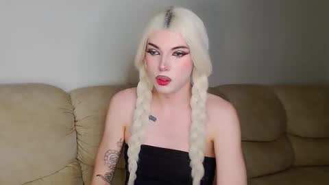 Snapshot of tiffany_smitch chatting on January 2026 12:13:01 AM Tif online show from January 2026 12:13:01 AM