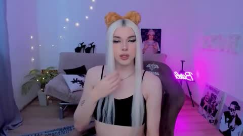 Snapshot of tiffany_smitch chatting on February 2026 06:50:02 AM Tif online show from February 2026 06:50:02 AM