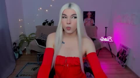 Snapshot of tiffany_smitch chatting on March 2026 05:02:02 AM Tif online show from March 2026 05:02:02 AM