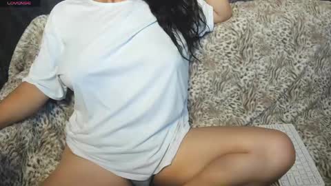 tiffany theressa online show from May 2026 01:49:01 PM