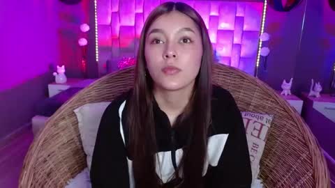 Tiffany  online show from April 2026 07:40:02 PM