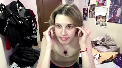 Snapshot of tiffanydziewanowski chatting on May 2026 12:10:02 PM Tiffany online show from May 2026 12:10:02 PM