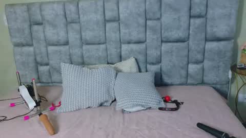 TiffanyEbony  online show from June 2026 02:04:01 PM
