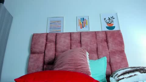 Tifanny Fox online show from April 2026 03:10:01 AM