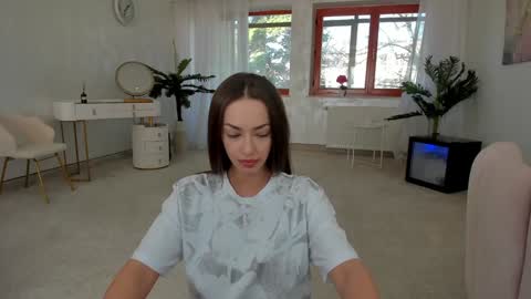 Tiffany Houston online show from March 2025 07:16:01 AM