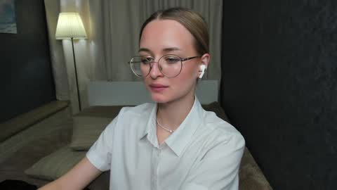 Tiffany online show from January 2025 06:29:02 PM