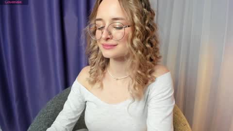 Tiffany online show from January 2025 06:43:02 PM