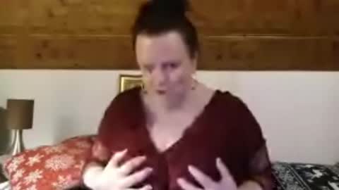 TiffanyMature online show from November 2025 06:32:01 PM