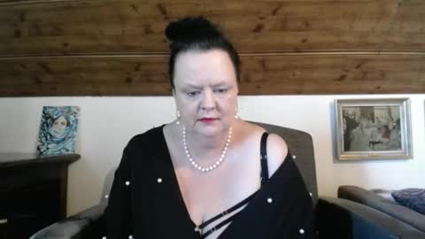 TiffanyMature online show from April 2026 02:59:01 PM