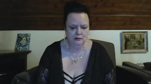 TiffanyMature online show from May 2026 10:09:01 AM