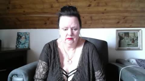 TiffanyMature online show from May 2026 09:17:01 AM