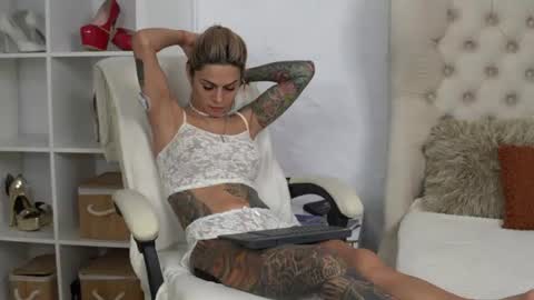 Ilaria online show from July 2026 06:04:02 AM