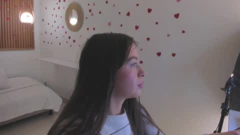 Tiffany online show from March 2026 01:24:01 PM