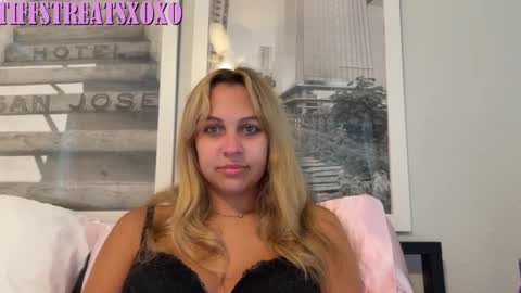 Tiffstreatsxoxo online show from June 2026 04:54:01 PM