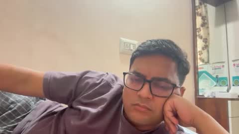 Snapshot of tigertinku chatting on November 2025 11:07:01 AM tigertinku online show from November 2025 11:07:01 AM