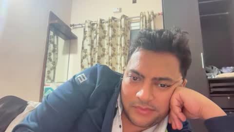 Snapshot of tigertinku chatting on November 2025 06:19:02 PM tigertinku online show from November 2025 06:19:02 PM