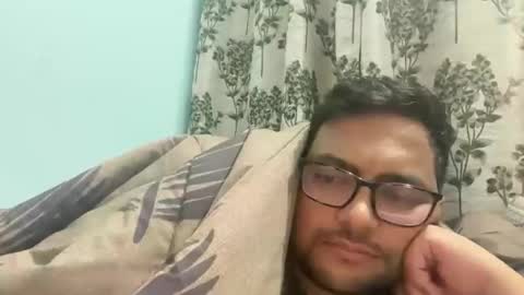Snapshot of tigertinku chatting on November 2025 04:44:01 PM tigertinku online show from November 2025 04:44:01 PM
