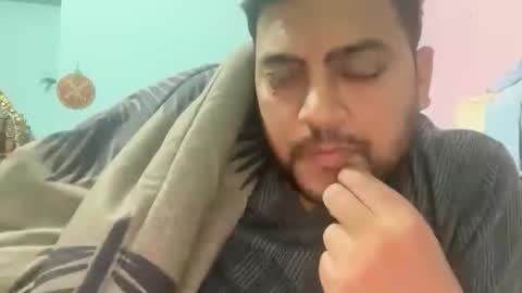 Snapshot of tigertinku chatting on December 2025 06:37:02 PM tigertinku online show from December 2025 06:37:02 PM