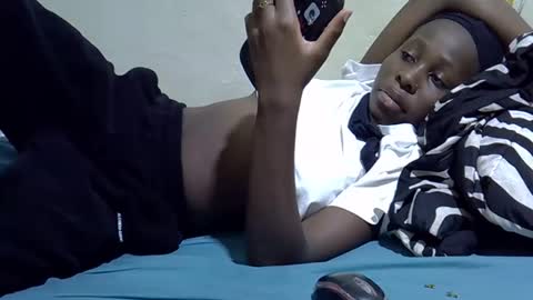 Snapshot of tight_pussie chatting on February 2026 07:12:01 PM tight_pussie online show from February 2026 07:12:01 PM