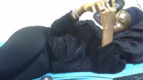 Snapshot of tight_pussie chatting on February 2026 06:11:01 AM tight_pussie online show from February 2026 06:11:01 AM