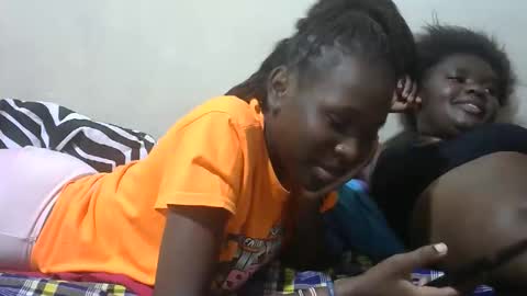 Snapshot of tight_pussie chatting on February 2026 09:24:02 PM tight_pussie online show from February 2026 09:24:02 PM