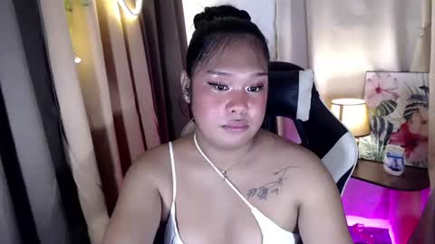 Kitti online show from October 2025 10:00:02 PM