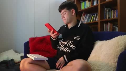 Camilo online show from April 2026 01:01:02 AM