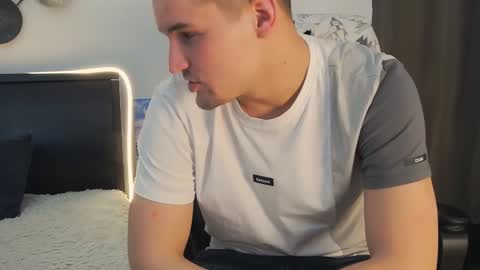 Snapshot of tim_mart chatting on January 2025 12:53:02 PM ask me online show from January 2025 12:53:02 PM