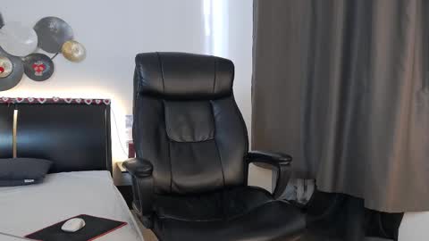 Snapshot of tim_mart chatting on February 2025 08:26:02 AM ask me online show from February 2025 08:26:02 AM