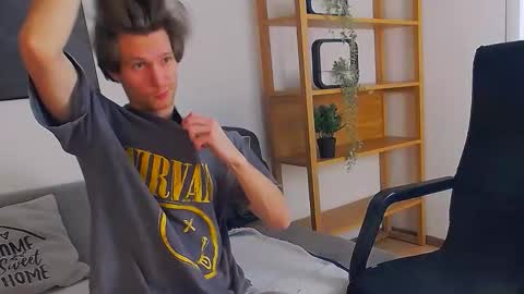 Snapshot of tim_mart chatting on December 2025 08:38:01 PM ask me online show from December 2025 08:38:01 PM