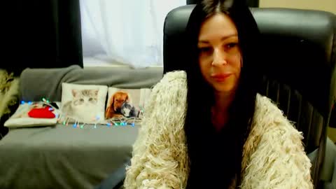 Snapshot of timeparadice chatting on March 2026 09:01:01 AM Luisa online show from March 2026 09:01:01 AM