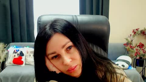 Snapshot of timeparadice chatting on March 2026 07:31:02 AM Luisa online show from March 2026 07:31:02 AM