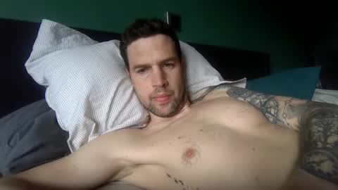 Snapshot of timvanluyten2109 chatting on April 2026 09:32:02 AM timvanluyten2109 online show from April 2026 09:32:02 AM