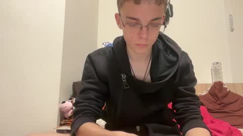 Wizard online show from December 2024 06:57:02 PM