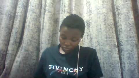Snapshot of tina2030_1 chatting on July 2026 06:33:02 AM tee online show from July 2026 06:33:02 AM