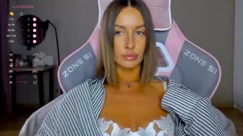 Tina online show from June 2026 10:40:02 AM