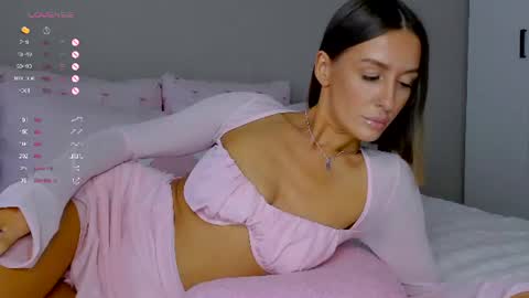 Tina online show from July 2026 12:25:02 PM
