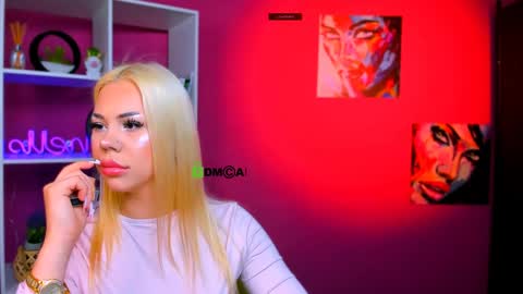 tina_golden1 online show from April 2026 04:43:01 AM