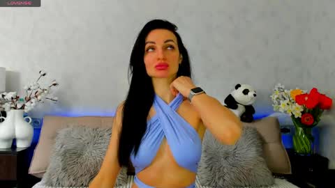 Tina online show from April 2026 11:25:02 AM